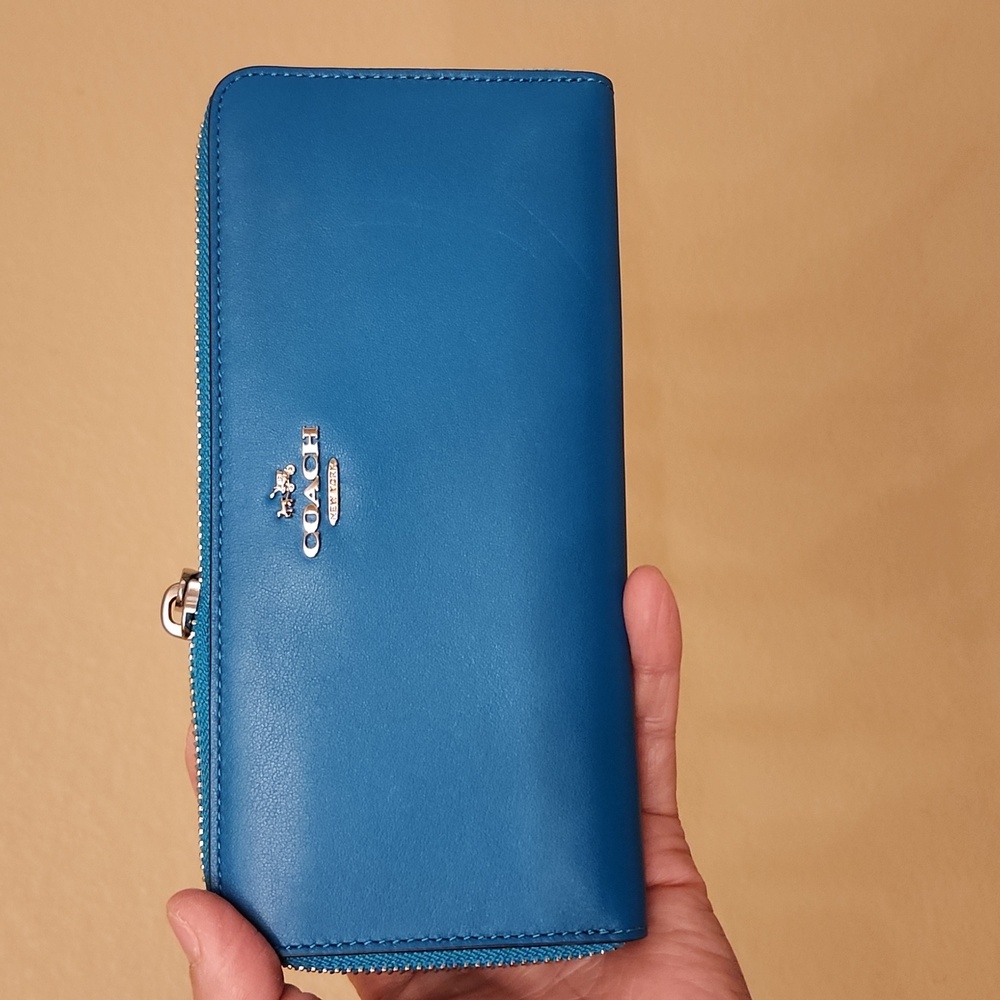Coach wallet